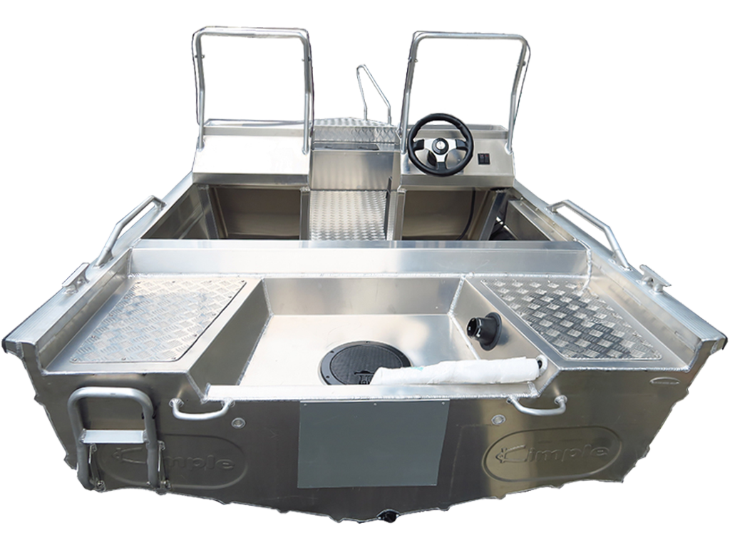 Explorer 460D-18S1 船尾上45度.png